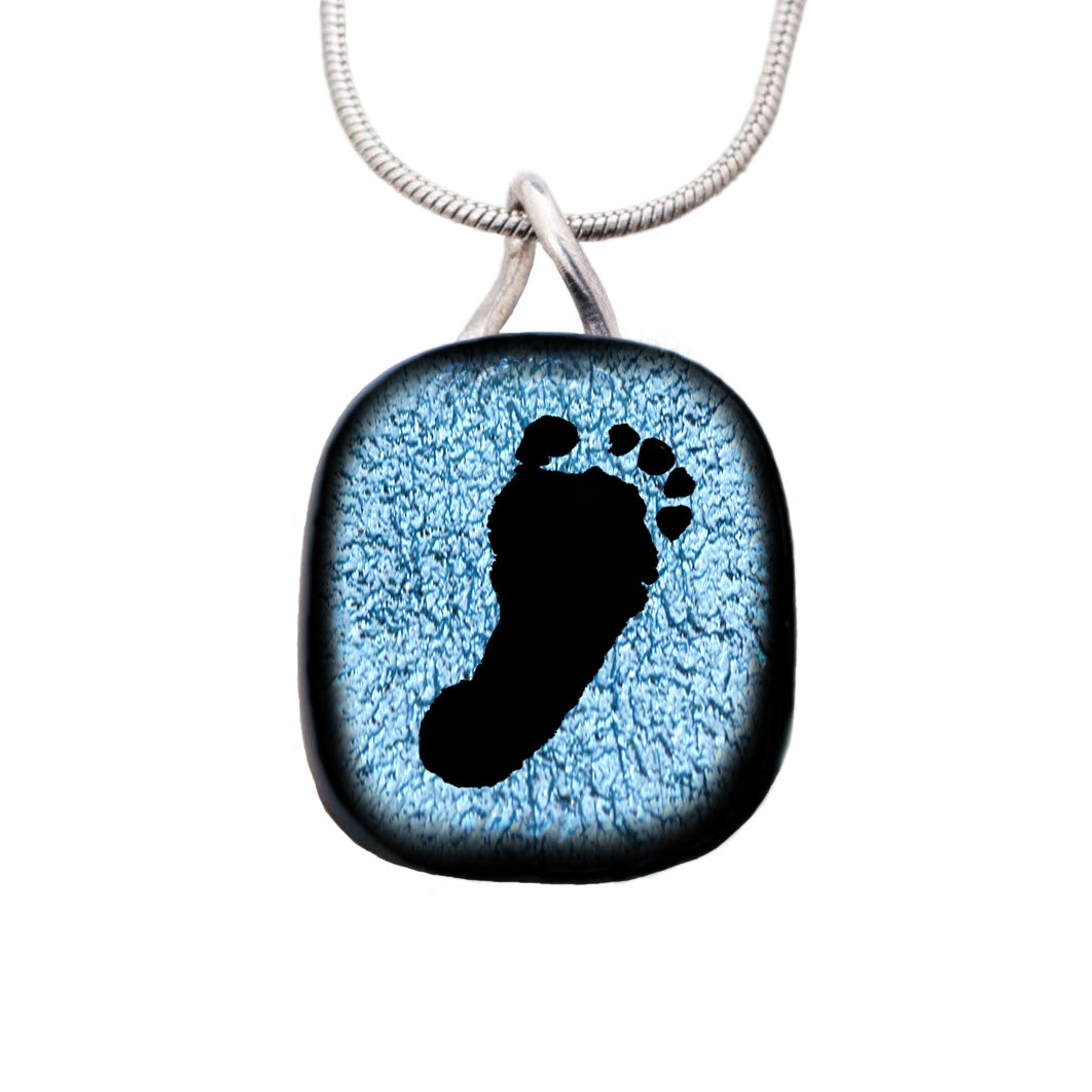 Custom Baby Footprint Necklace | New Mom Keepsake Jewelry Gift